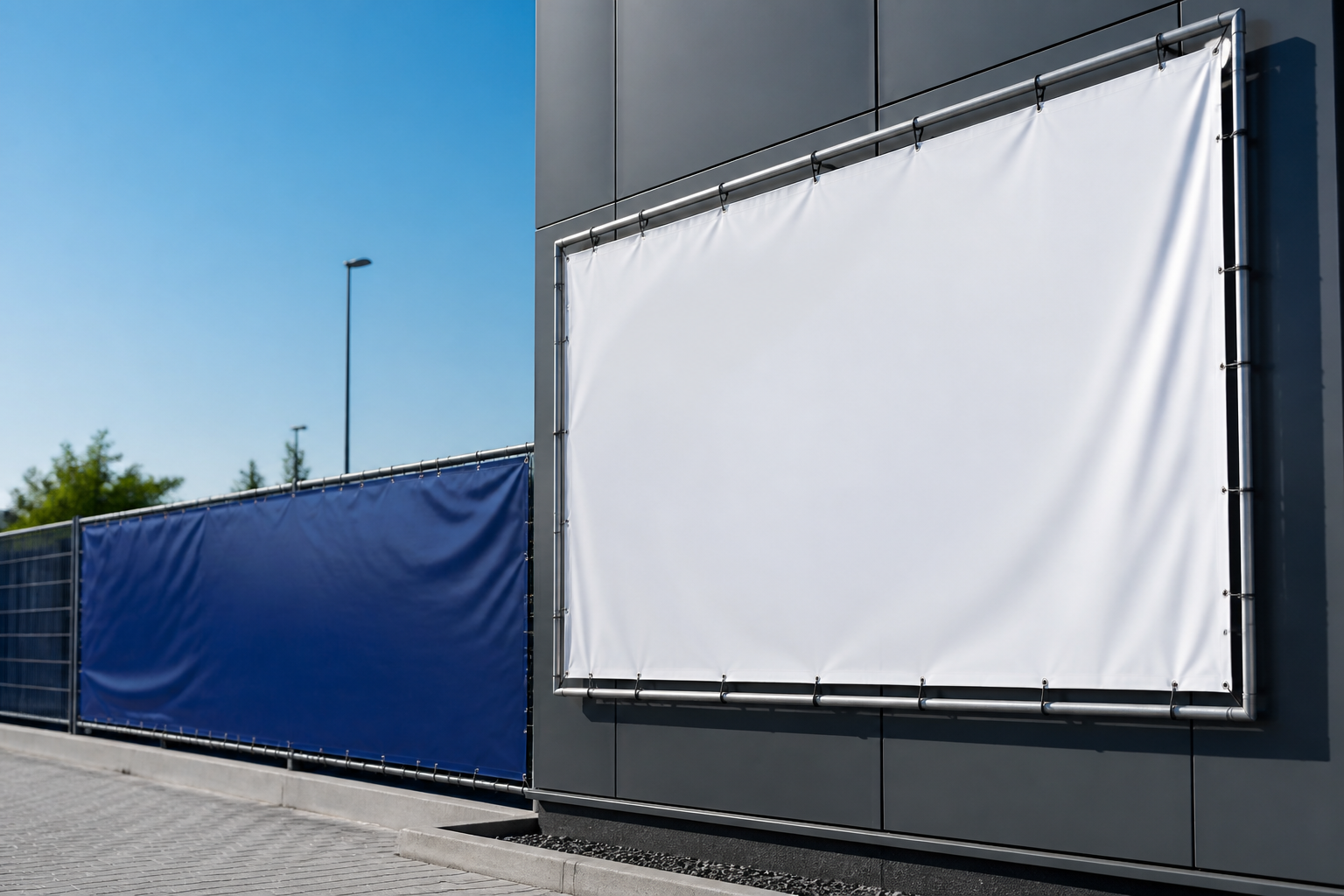 Banner und Werbeplanen im Außenbereich richtig planen: Material, Befestigung und Druck